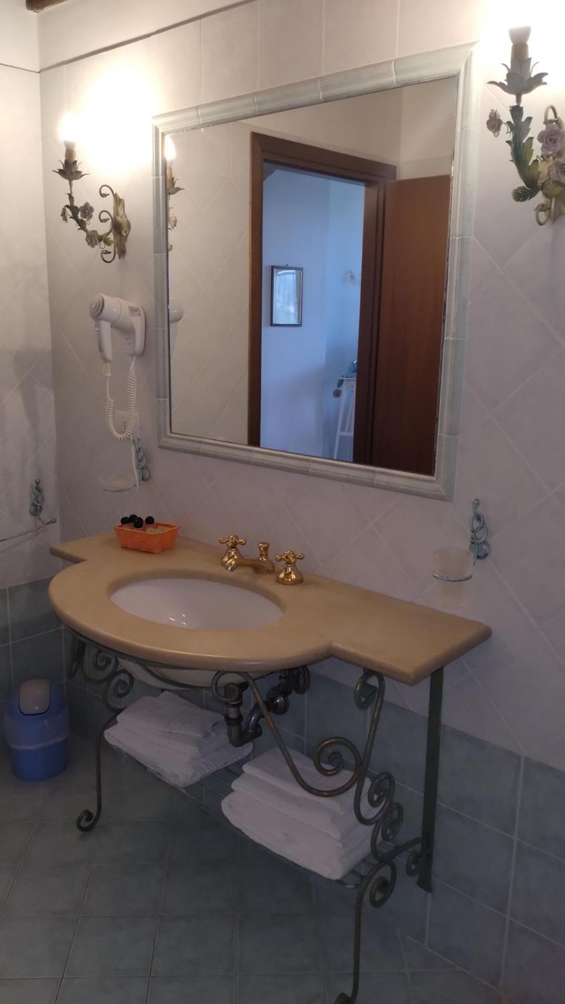 Aparthotel Podere Tre Cipressi à Campiglia Marittima Extérieur photo
