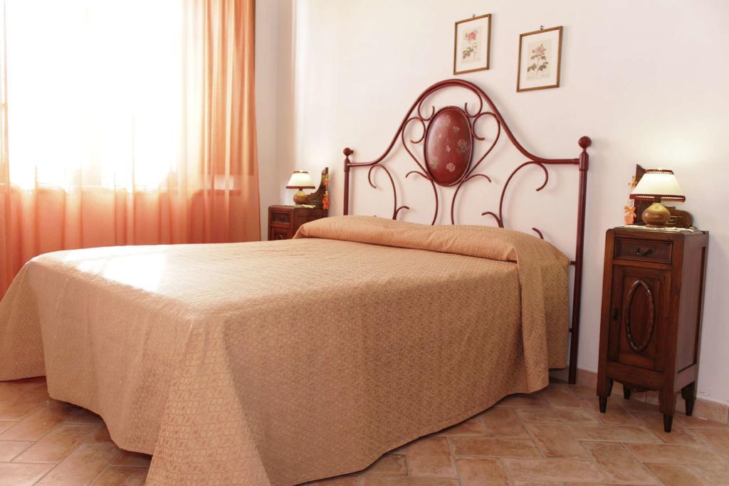 Aparthotel Podere Tre Cipressi à Campiglia Marittima Extérieur photo