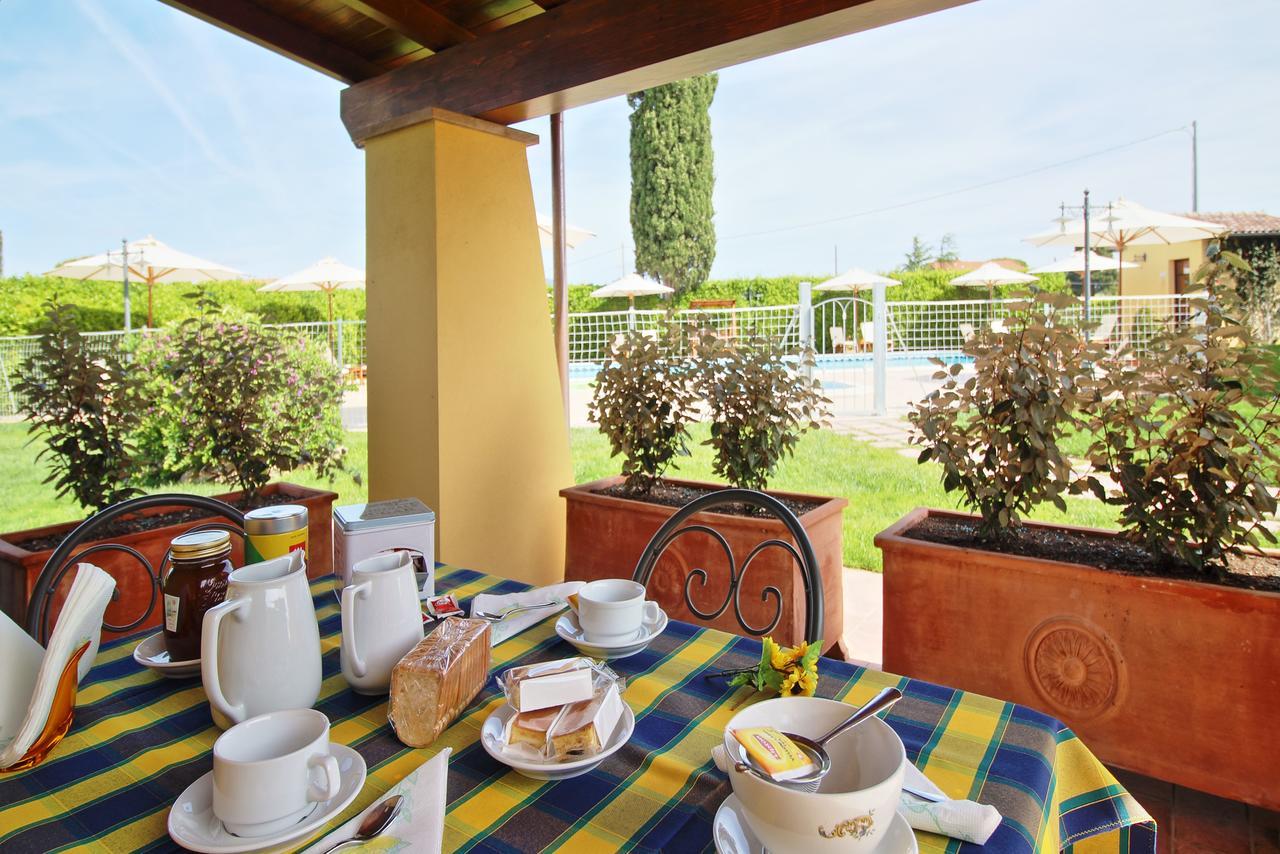 Aparthotel Podere Tre Cipressi à Campiglia Marittima Extérieur photo
