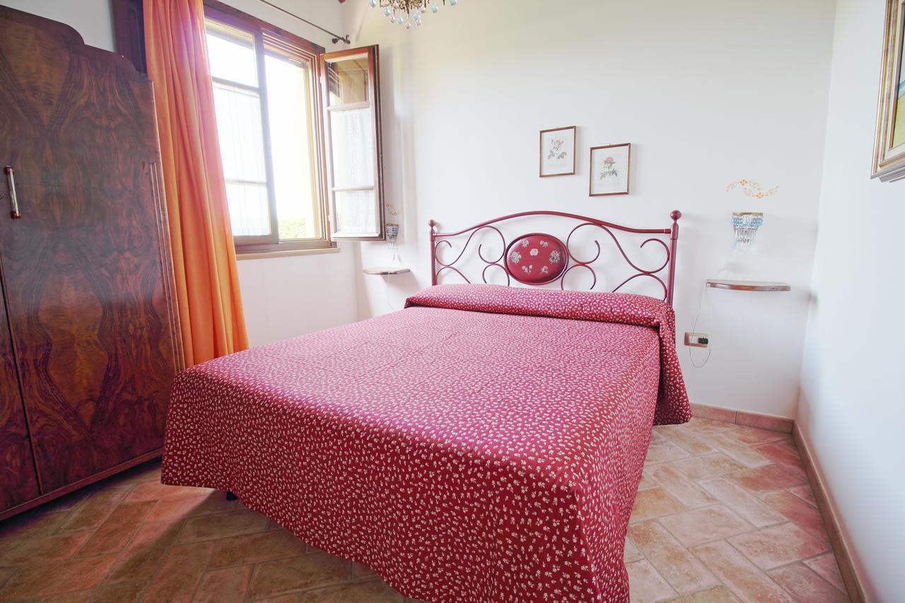 Aparthotel Podere Tre Cipressi à Campiglia Marittima Extérieur photo