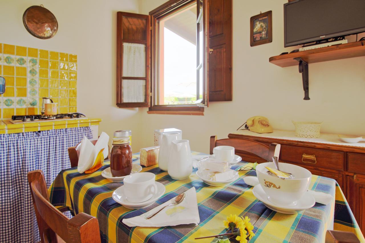 Aparthotel Podere Tre Cipressi à Campiglia Marittima Extérieur photo